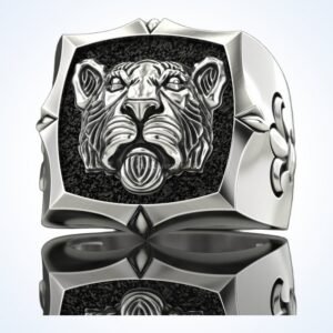 Gift for him tiger ring with sculptured tiger head in 925 silver