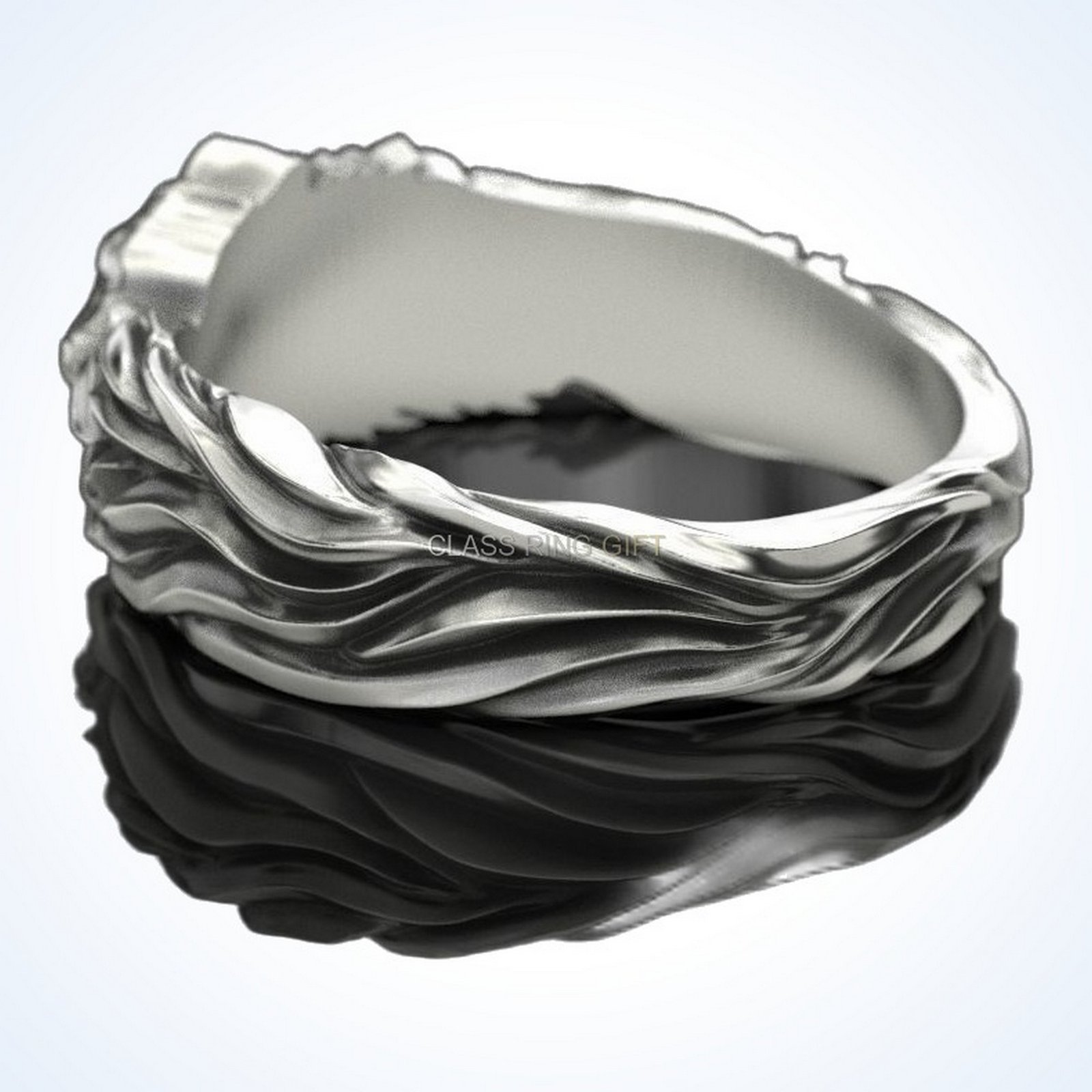 Gift for him wolf ring, side band profile view