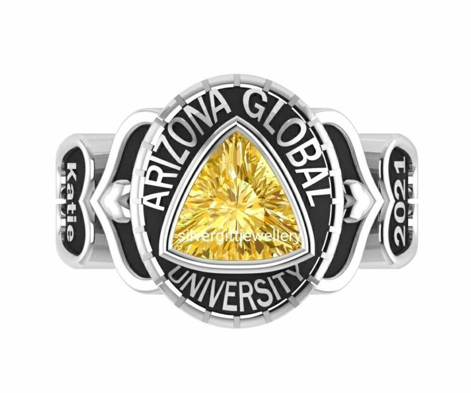 Trillion Class Ring for Her, Triangle Stone 925 Silver Gift